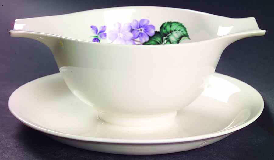MW181 Gravy Boat with Attached Underplate by Homer Laughlin -1