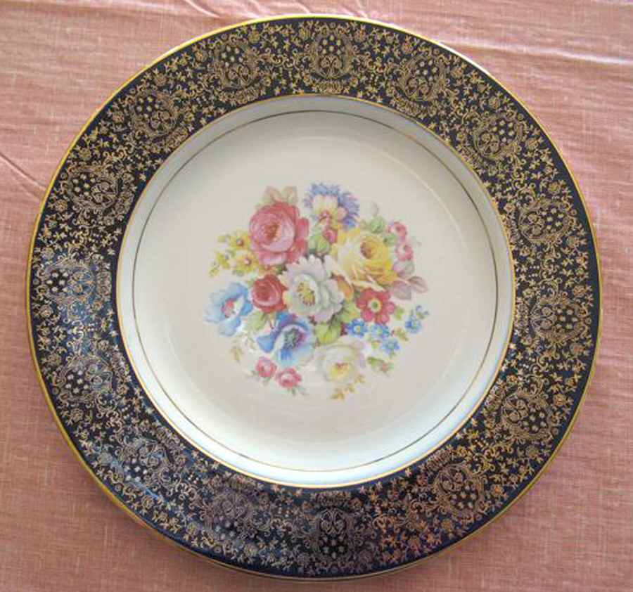SP2 Dinner Plate by Homer Laughlin -1