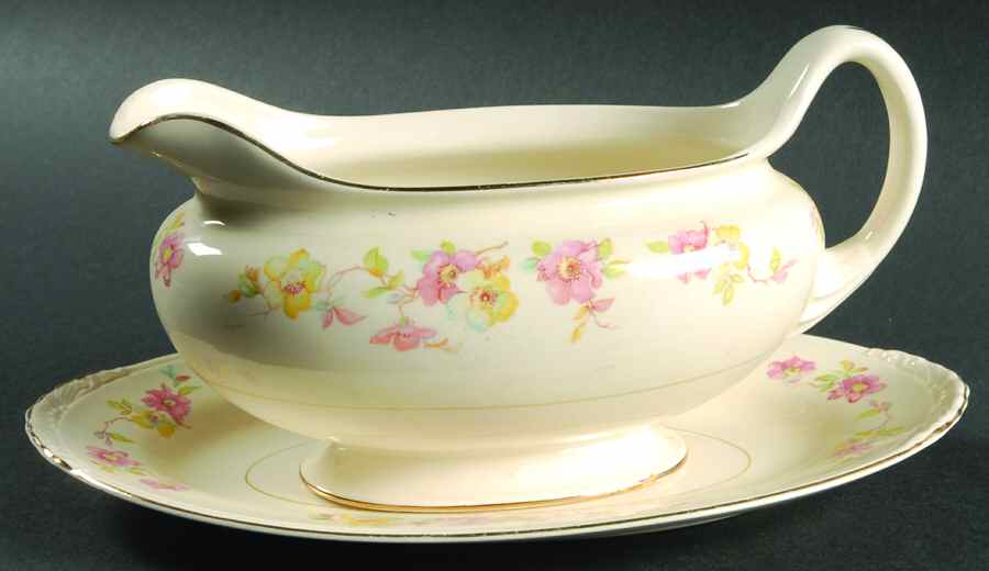 N1575 Gravy Boat & Underplate/Relish by Homer Laughlin -1
