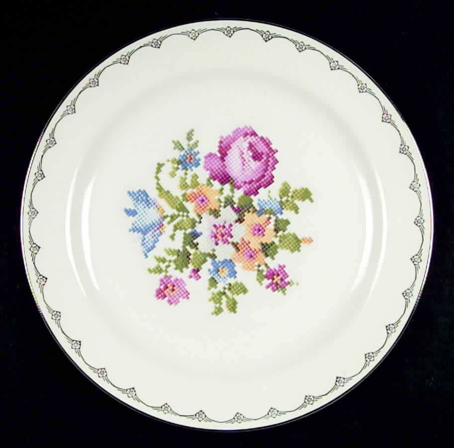 N1458 Dinner Plate by Homer Laughlin -1