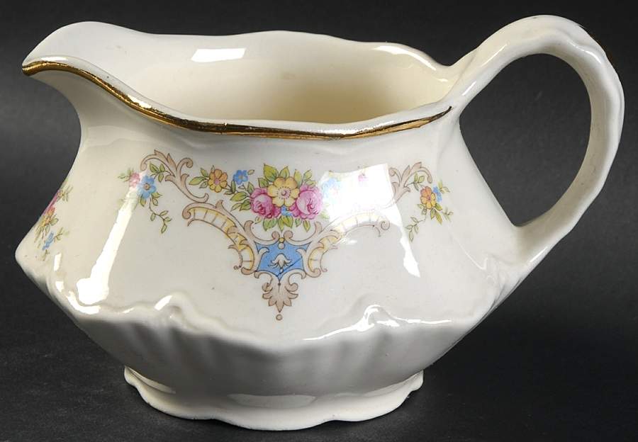 HLC524 Creamer by Homer Laughlin -1