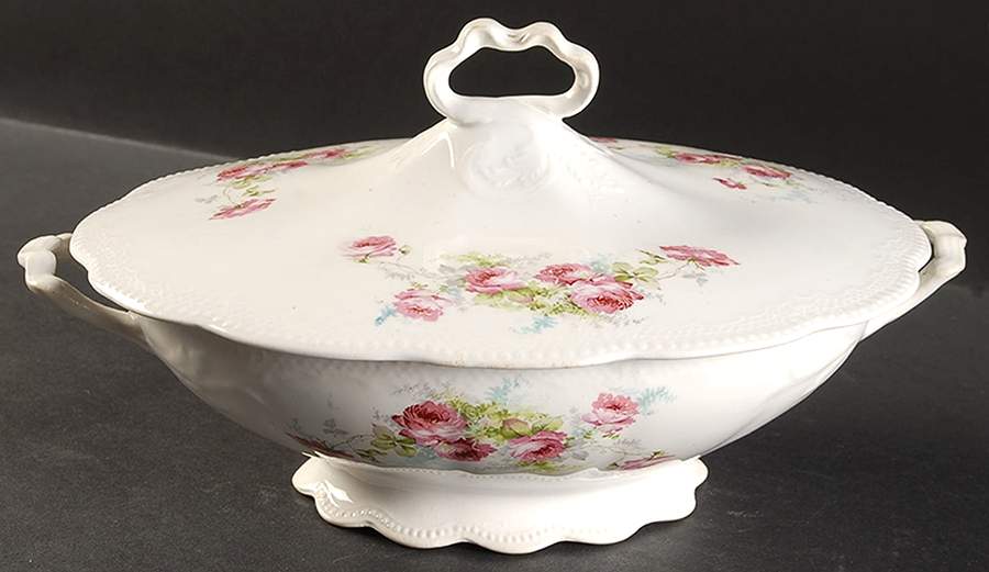 HLC528 Oval Covered Vegetable by Homer Laughlin -1