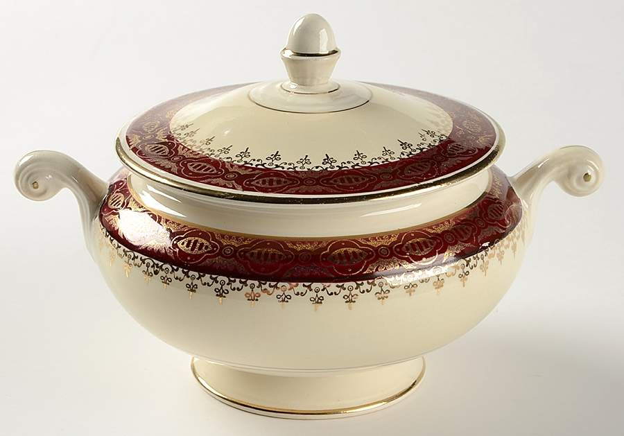 N165 Sugar Bowl & Lid by Homer Laughlin -1