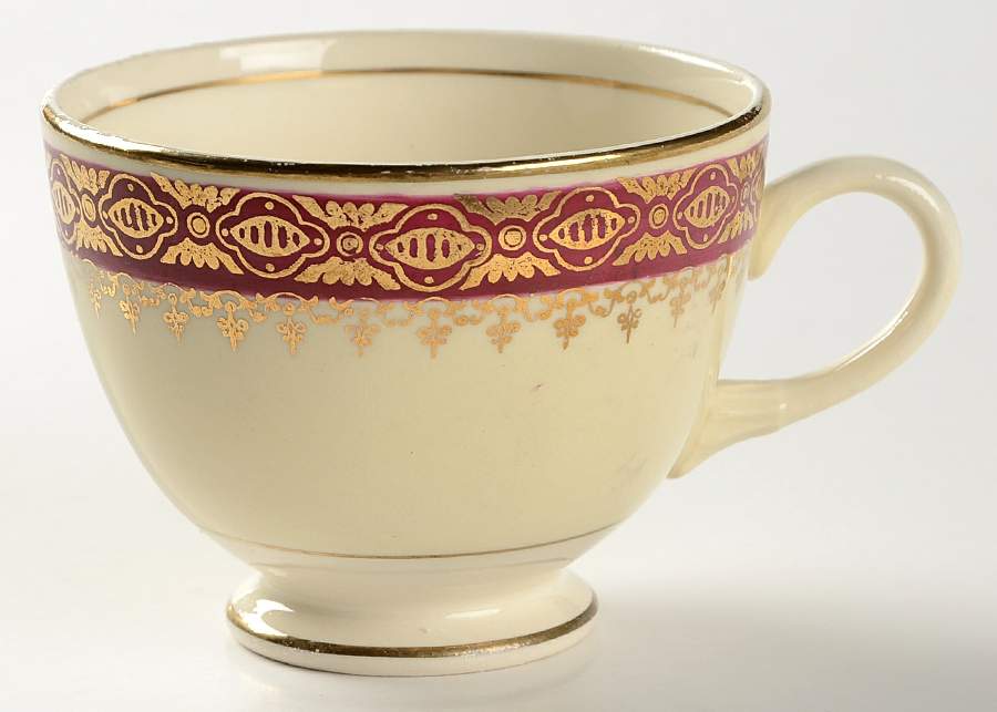 N165 Footed Cup by Homer Laughlin -1