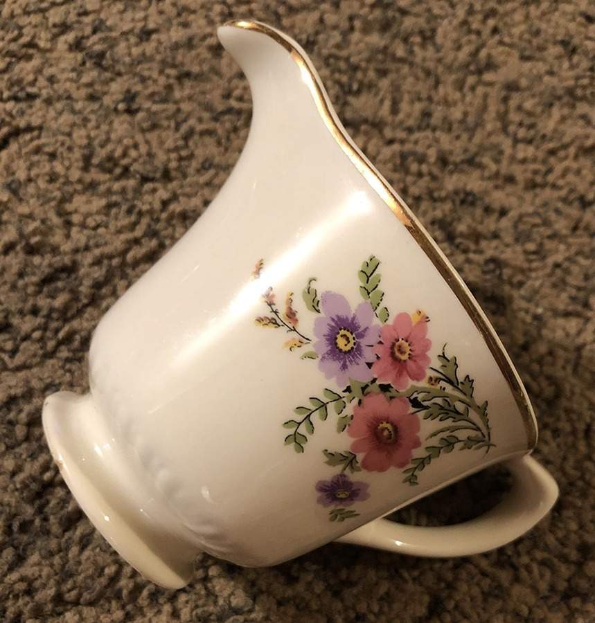 L630 Creamer by Homer Laughlin -1