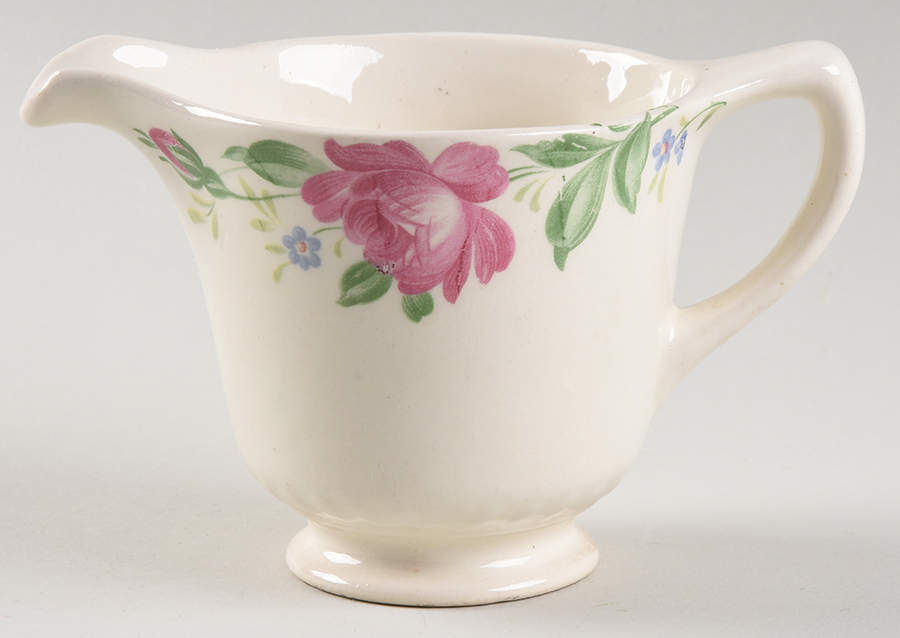 HLC582 Creamer by Homer Laughlin -1