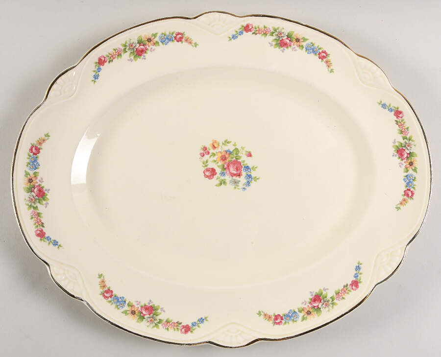 M211 15" Oval Serving Platter by Homer Laughlin -1