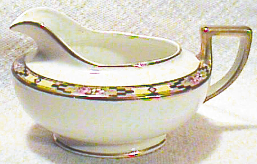 K6415M Creamer by Homer Laughlin -1