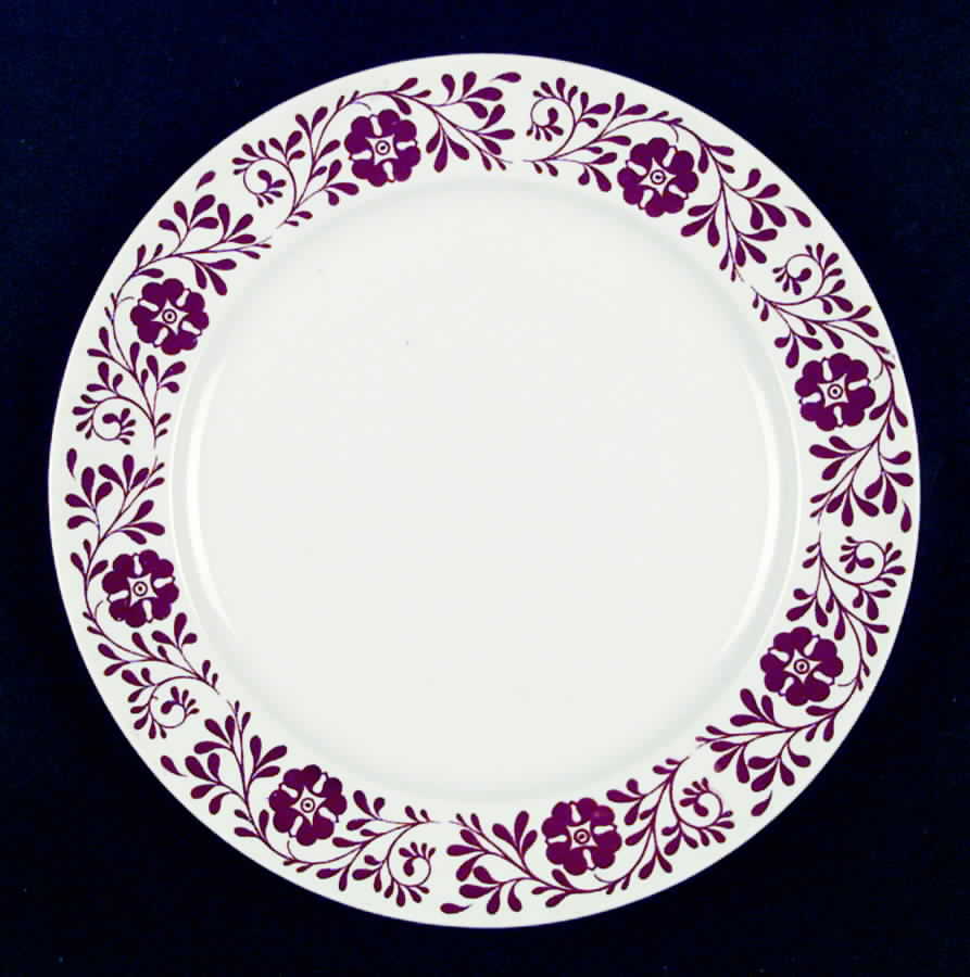 B1361 Luncheon Plate by Homer Laughlin -1