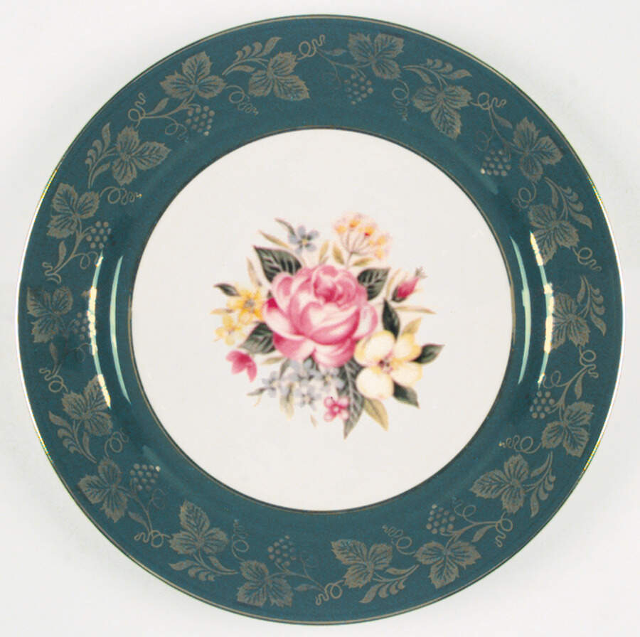 HLC622 Dinner Plate by Homer Laughlin -1