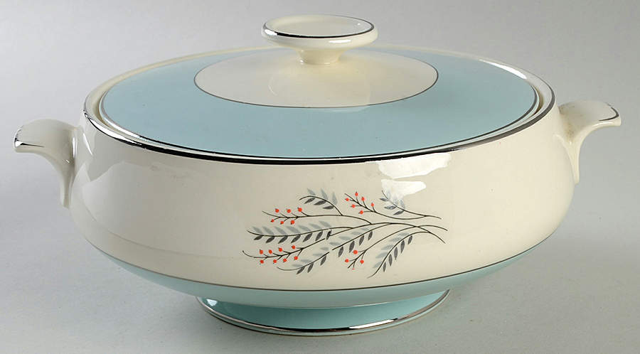 Triumph Round Covered Vegetable by Homer Laughlin -1