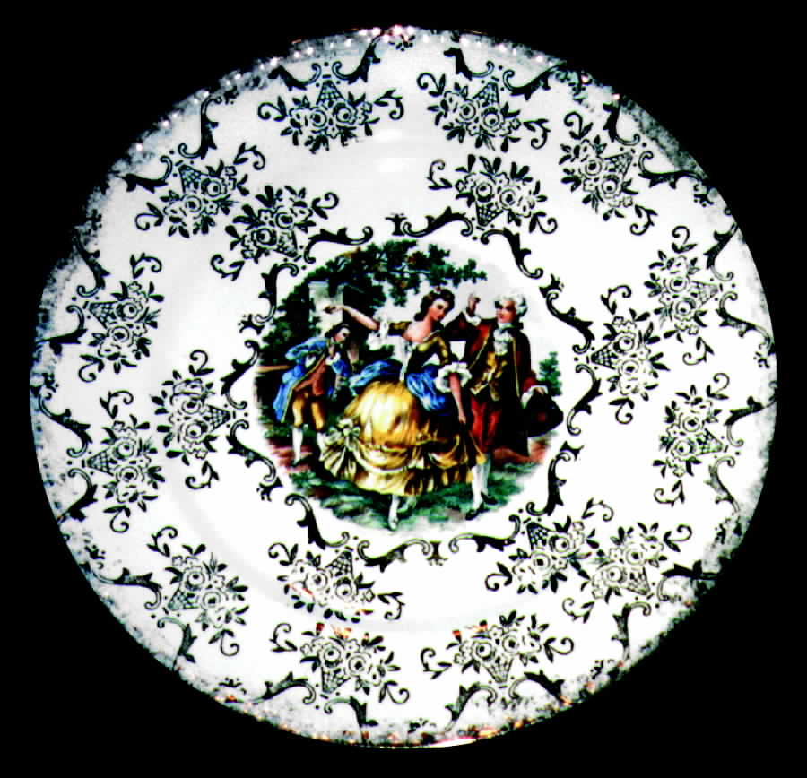 HLC638 Dinner Plate by Homer Laughlin -1