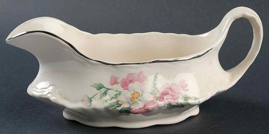 R3543 Gravy Boat by Homer Laughlin -1
