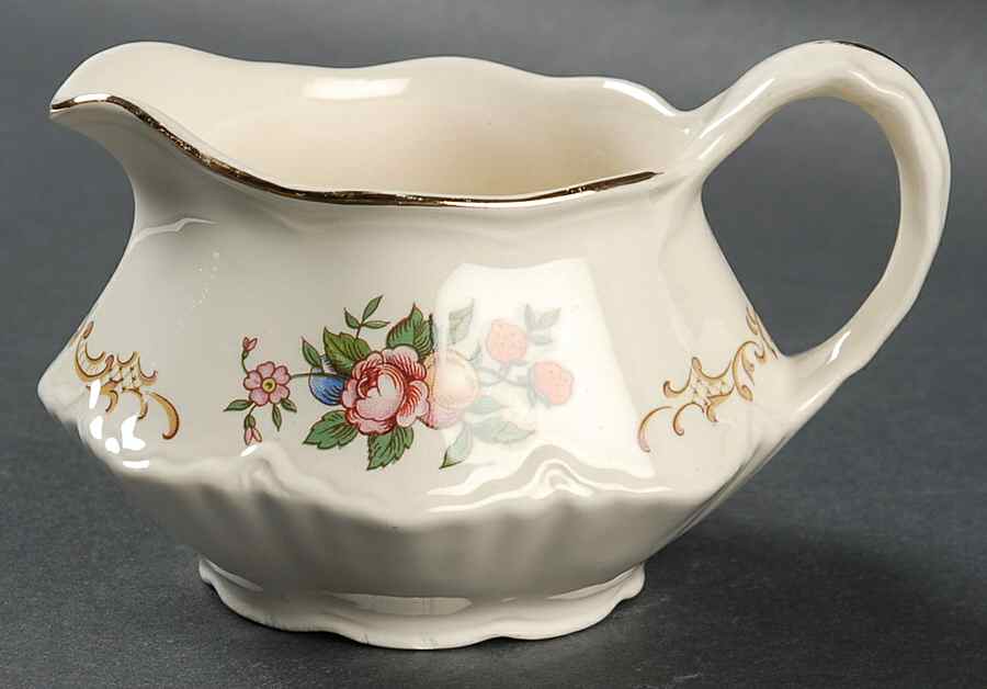 R1294 Creamer by Homer Laughlin -1