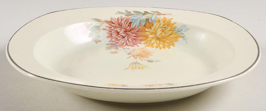 J62 Rim Soup Bowl by Homer Laughlin -1