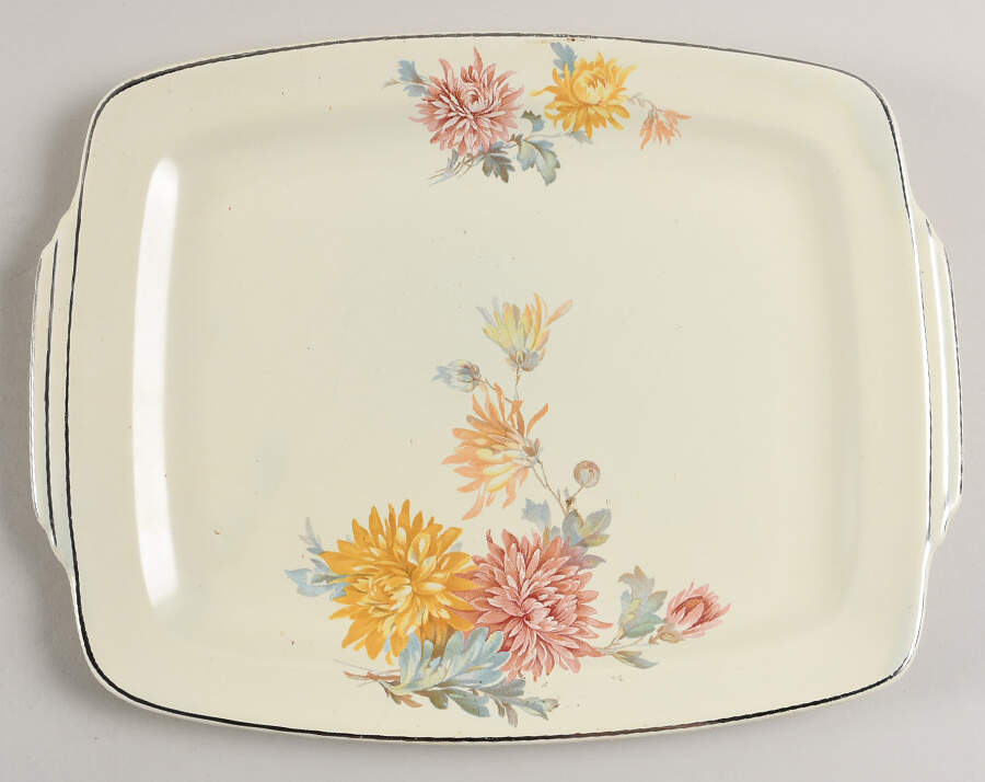 J62 11" Oval Serving Platter by Homer Laughlin -1