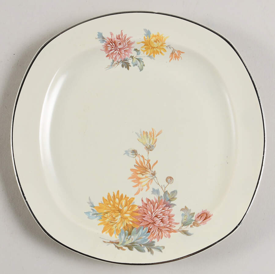J62 Dessert/Pie Plate by Homer Laughlin -1
