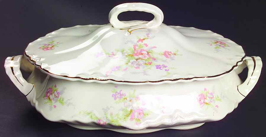 Jean Oval Covered Vegetable by Homer Laughlin -1