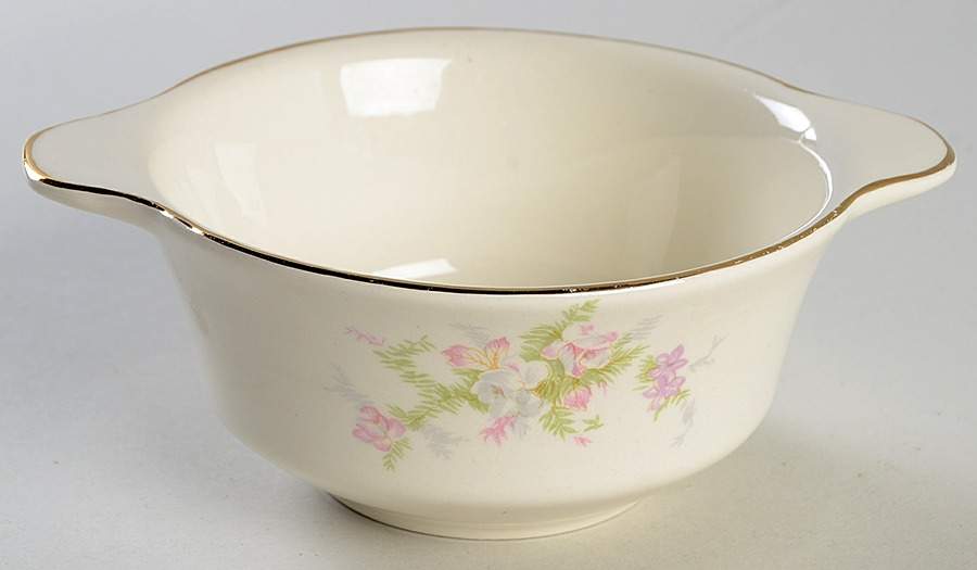 Jean Lugged Cereal Bowl by Homer Laughlin -1