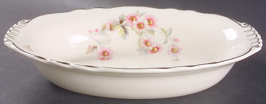 JJ59 8" Oval Vegetable Bowl by Homer Laughlin -1