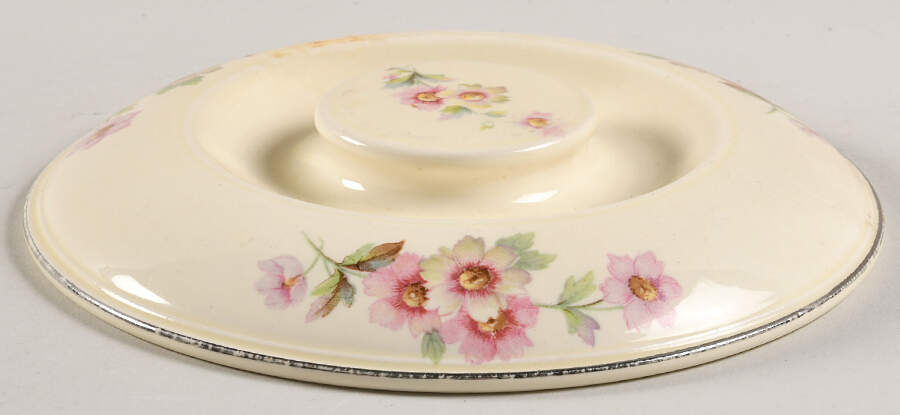 JJ59 Lid for 1.25 Qt Round Casserole by Homer Laughlin -1