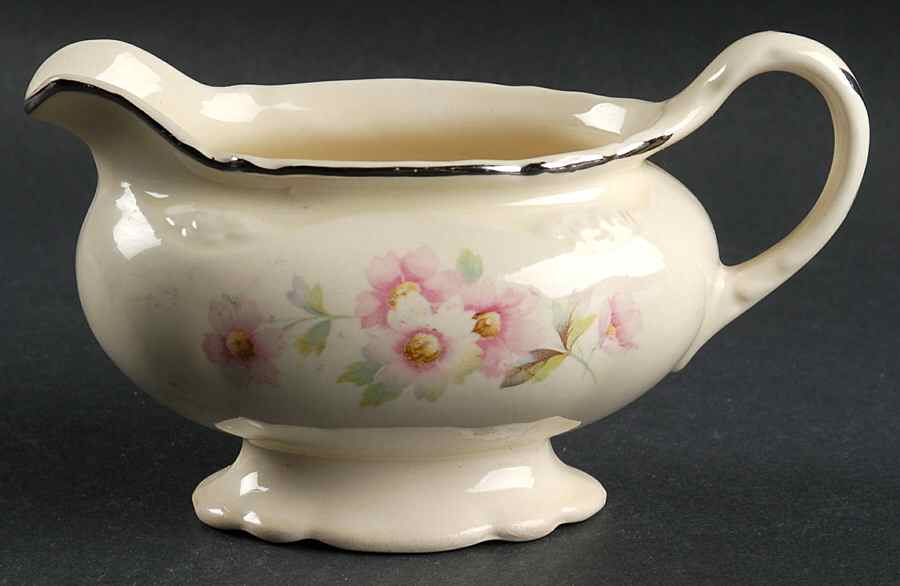 JJ59 Creamer by Homer Laughlin -1