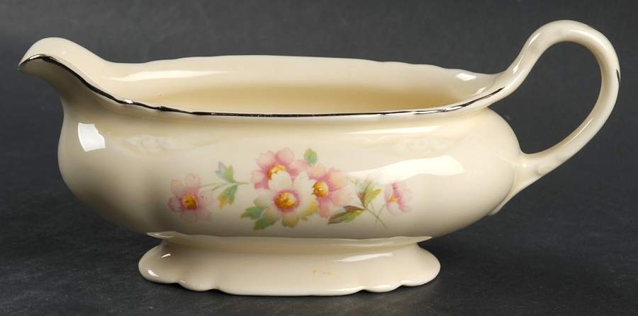 JJ59 Gravy Boat by Homer Laughlin -1