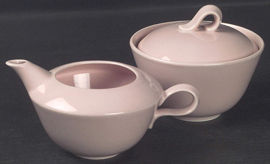 Jubilee Shell Pink Creamer by Homer Laughlin -1