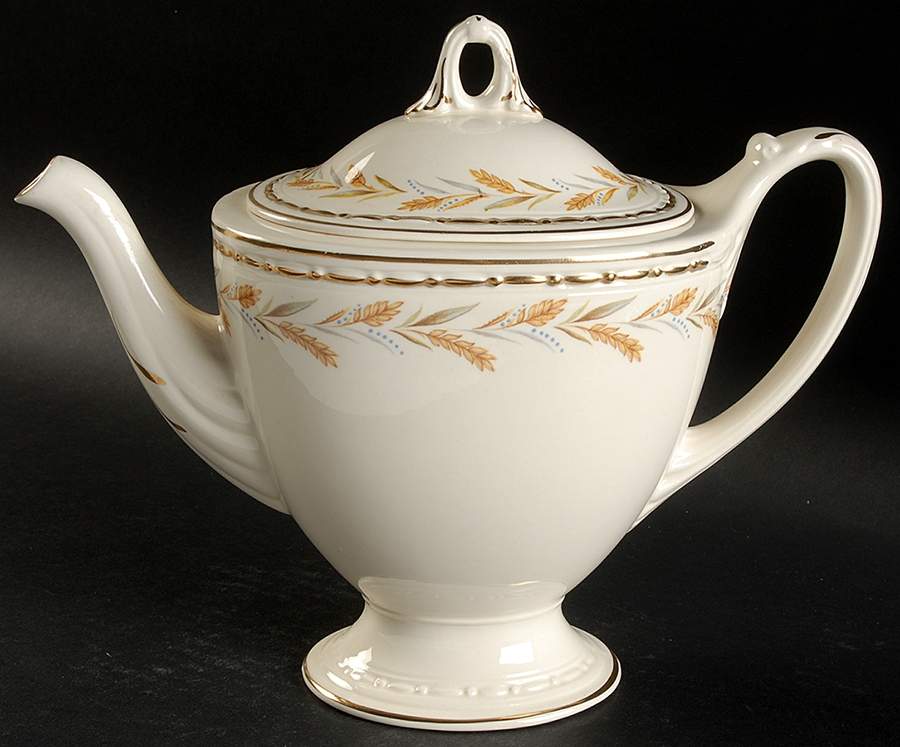 Kingston Teapot & Lid by Homer Laughlin -1