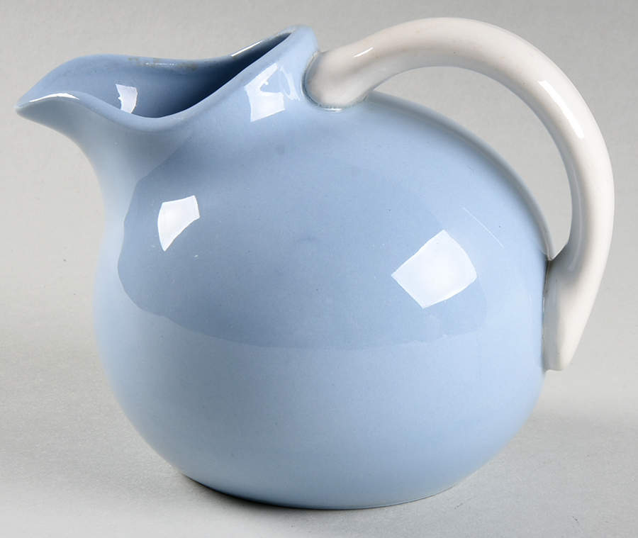 Kraft Blue Novelty Creamer by Homer Laughlin -1