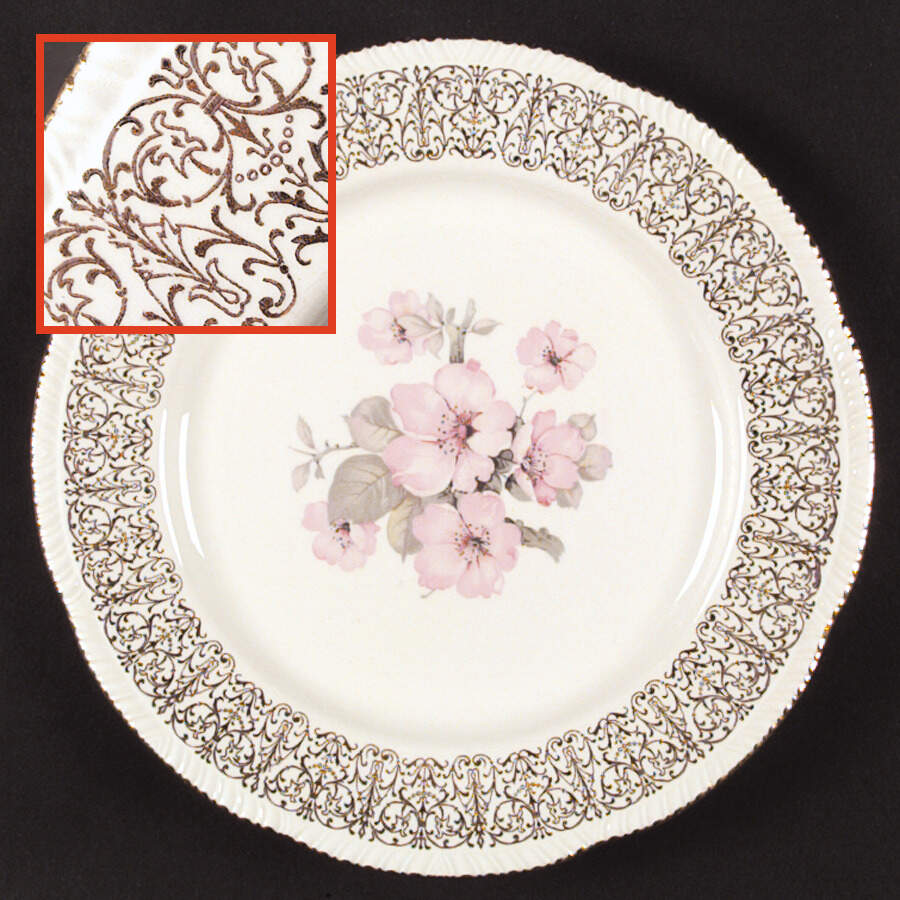 L621 Dinner Plate by Homer Laughlin -1
