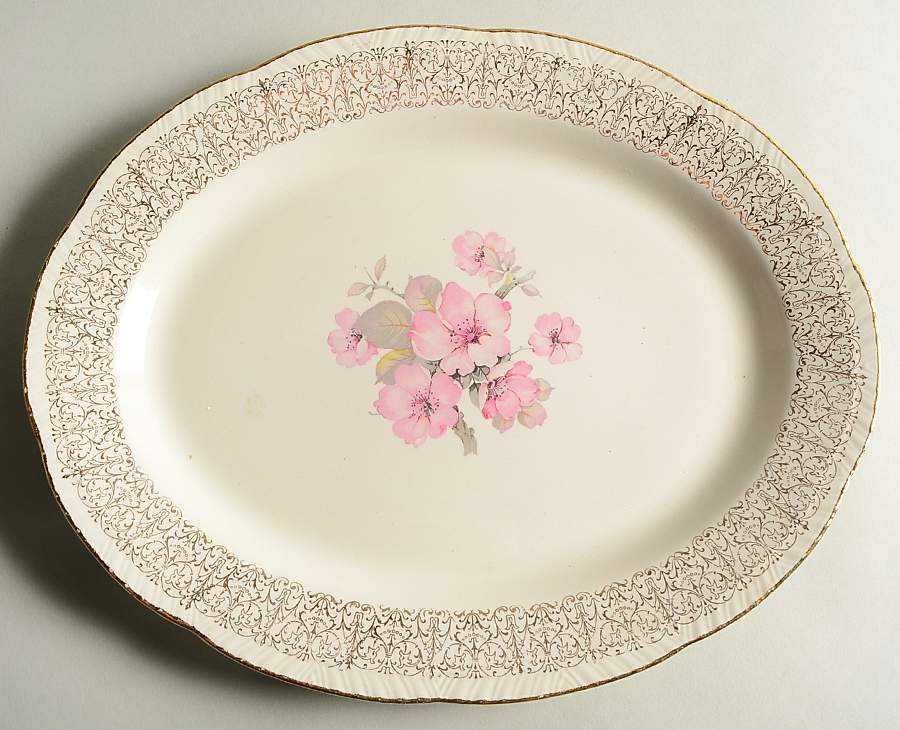 L621 13" Oval Serving Platter by Homer Laughlin -1