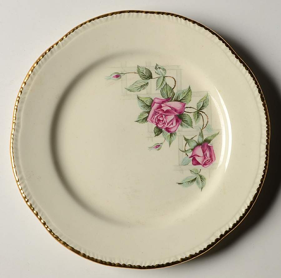 Lattice Rose Bread & Butter Plate by Homer Laughlin -1