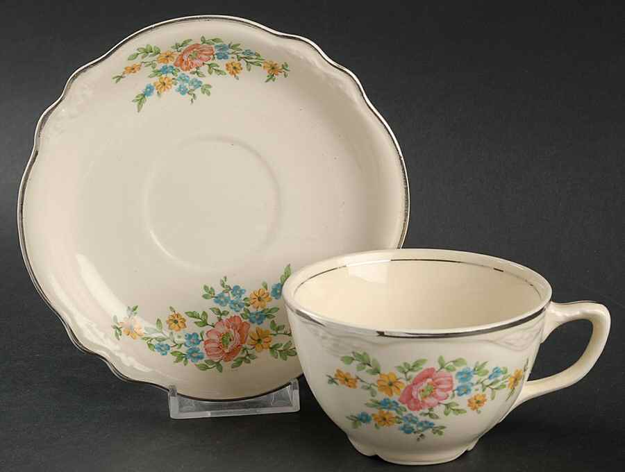 Louise Flat Cup & Saucer Set by Homer Laughlin -1