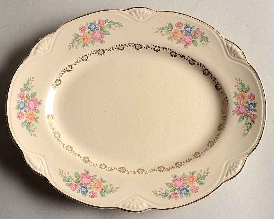 M201 (Gold Trim) 11" Oval Serving Platter by Homer Laughlin -1