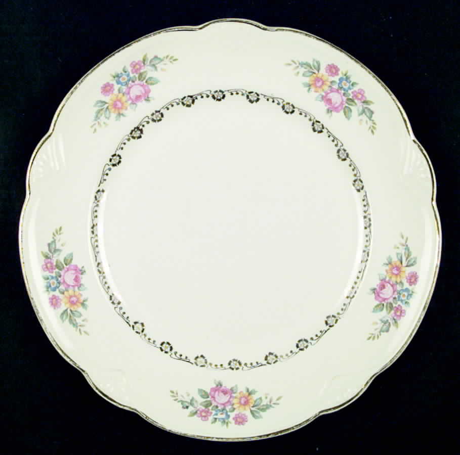 M201 (Gold Trim) Dinner Plate by Homer Laughlin -1