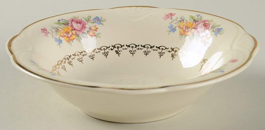 M208 (Marigold Shape) Fruit/Dessert (Sauce) Bowl by Homer Laughlin -1