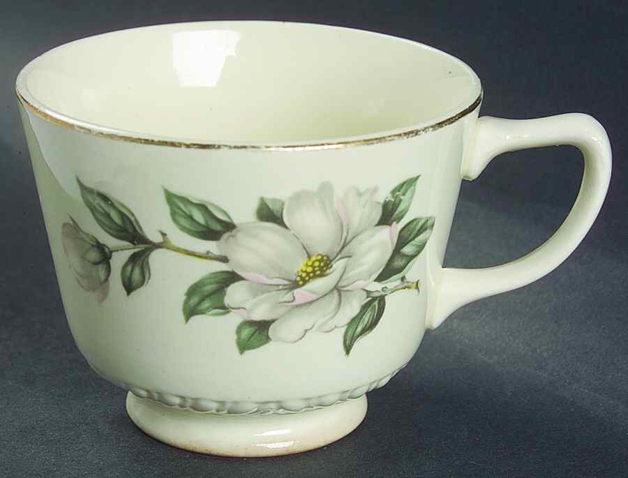 Magnolia (Liberty) Footed Cup by Homer Laughlin -1