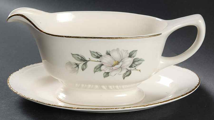 Magnolia (Liberty) Gravy Boat & Underplate/Relish by Homer Laughlin -1