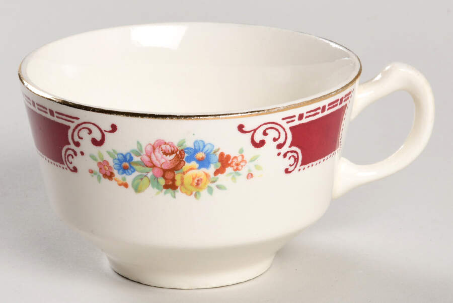 Majestic Flat Cup by Homer Laughlin -1
