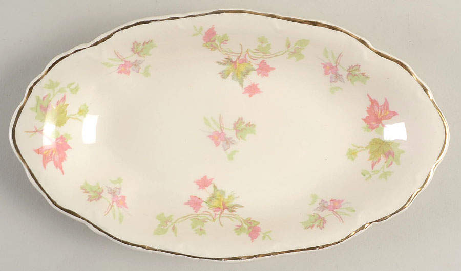 Maple Leaf Relish/Gravy Underplate by Homer Laughlin -1