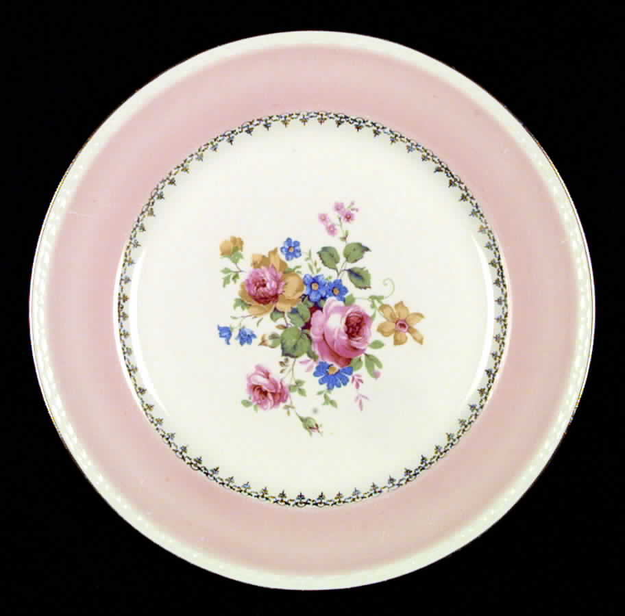 Marilyn Pink (G3418) Dinner Plate by Homer Laughlin -1