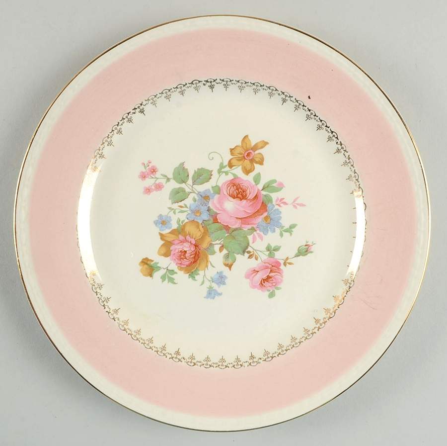 Marilyn Pink (G3418) Luncheon Plate by Homer Laughlin -1