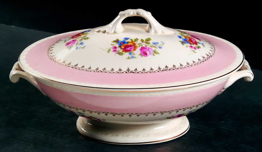 Marilyn Pink (G3412) Oval Covered Vegetable by Homer Laughlin -1