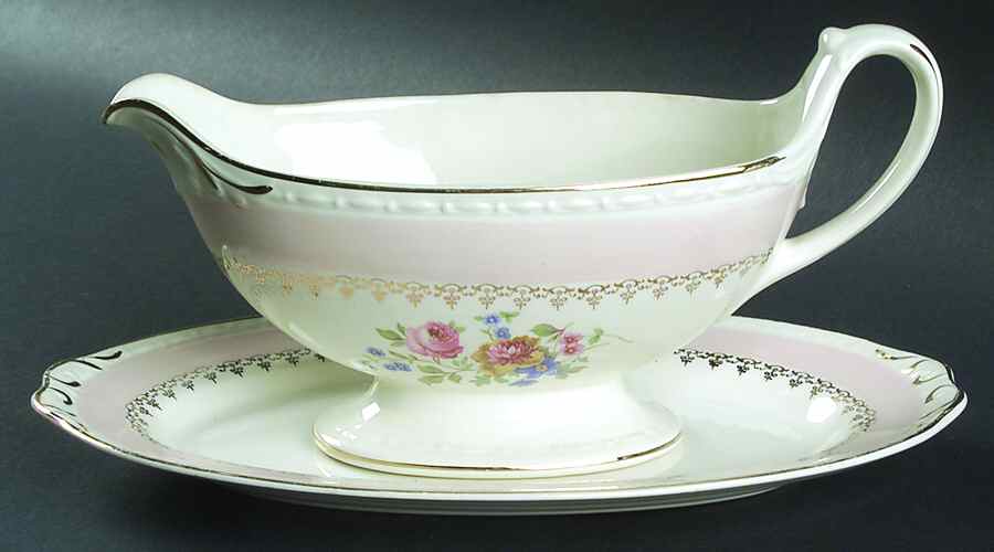 Marilyn Pink (G3412) Gravy Boat & Underplate/Relish by Homer Laughlin -1