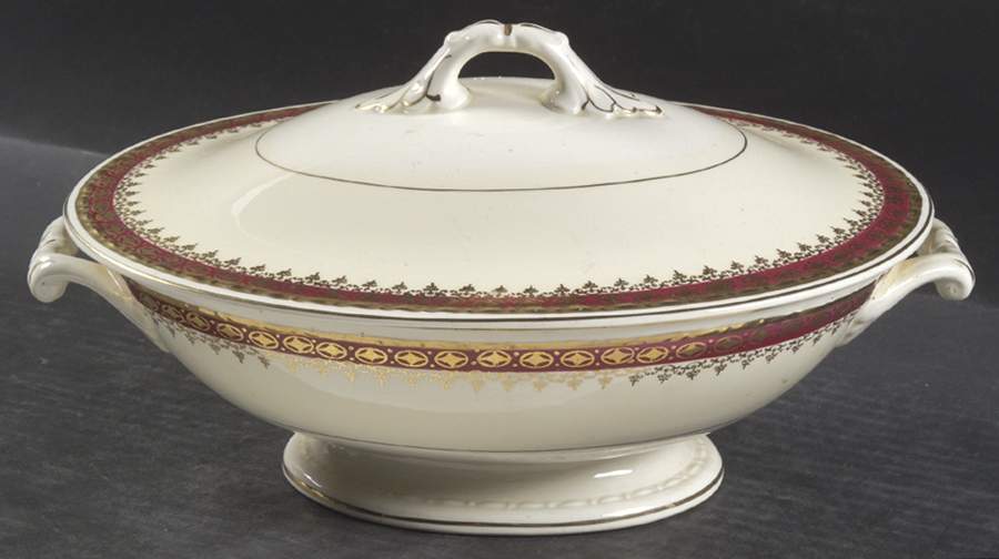 Monarch Oval Covered Vegetable by Homer Laughlin -1