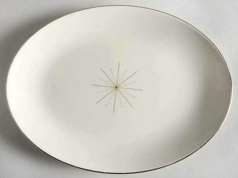 Modern Star 11" Oval Serving Platter by Homer Laughlin -1