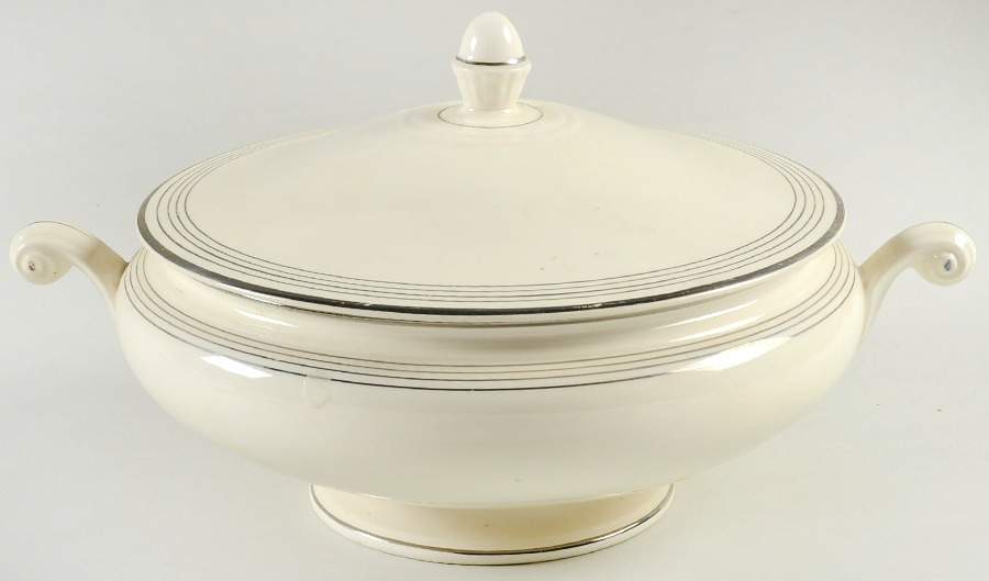 N1219 Round Covered Vegetable by Homer Laughlin -1