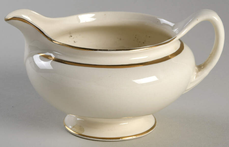 N1223 Creamer by Homer Laughlin -1