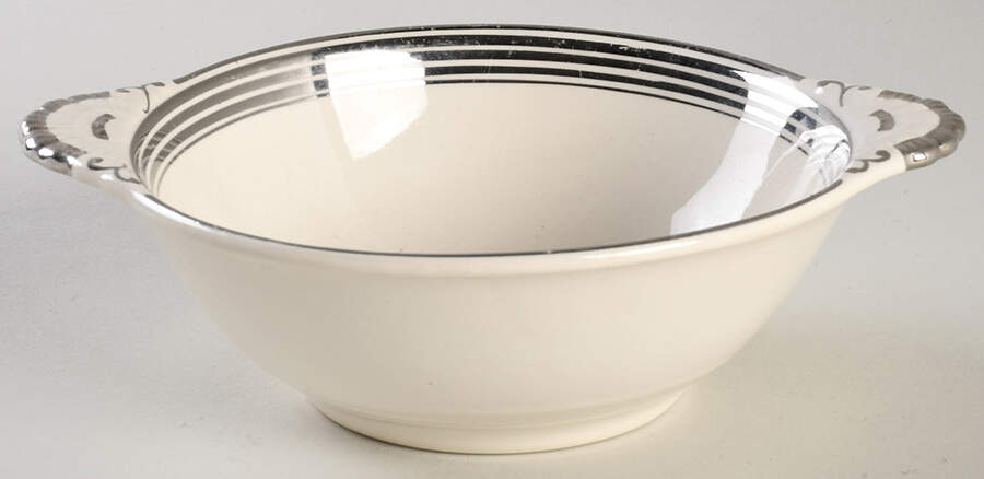 N1439 Lugged Cereal Bowl by Homer Laughlin -1